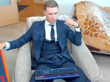 Cam stars man successful_lama image #6948822
