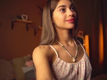 Cam stars girl cuteelsa_ image #5764177