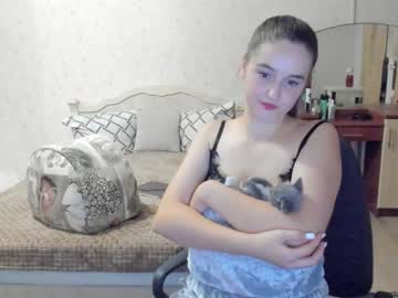 Cam stars girl emmika_ image #2378227