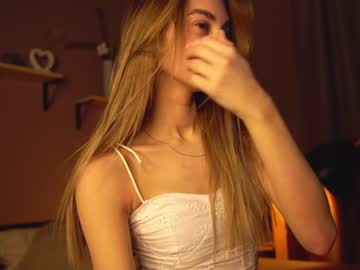 Cam stars girl cuteelsa_ image #6082389