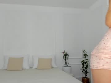 Cam stars girl rennatha21 image #2455471
