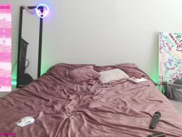 Cam stars girl petitebrat image #4162949