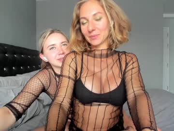 Cam stars couple mrs_kiss_vhs image #4072346