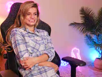 Cam stars girl blondiekayy image #1000812