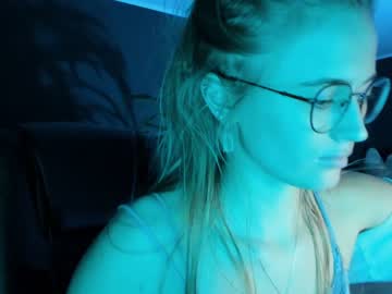Cam stars girl linellali image #2878129