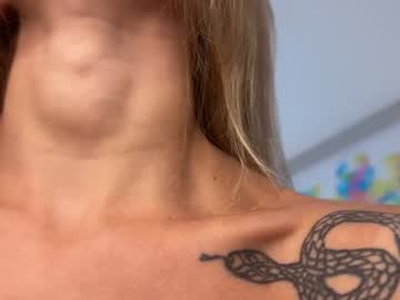 Cam stars girl cuteelsa_ image #6309939