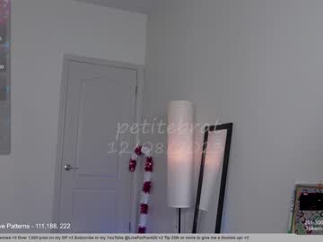 Cam stars girl petitebrat image #5847124