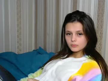 2earsbunny cam stars