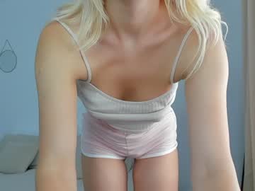 Cam stars girl rennatha21 image #2225137