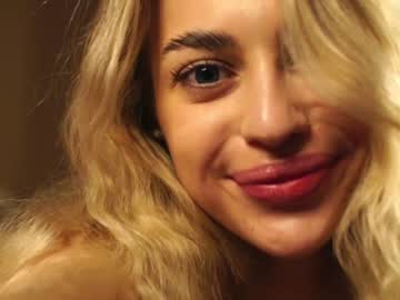 Cam stars girl cuteelsa_ image #5370144