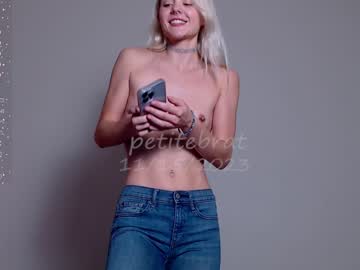 Cam stars girl petitebrat image #5680116