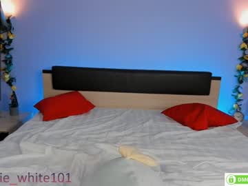 Cam stars girl foxhilary image #2230943