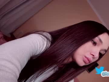 Cam stars girl hollyextra image #2923317