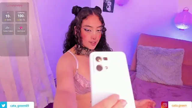 Stripchat porn cam Cata_green