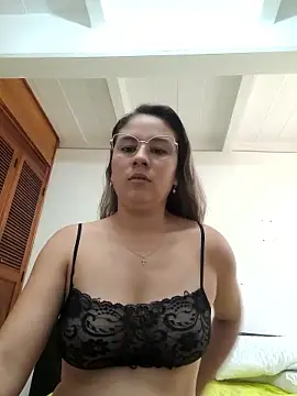 Stripchat porn cam selena_gomez2