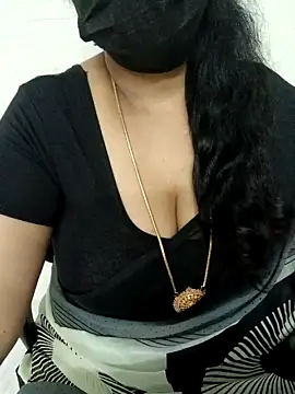 Stripchat porn cam tamil-reshma11