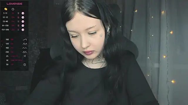 Stripchat porn cam kipipiki